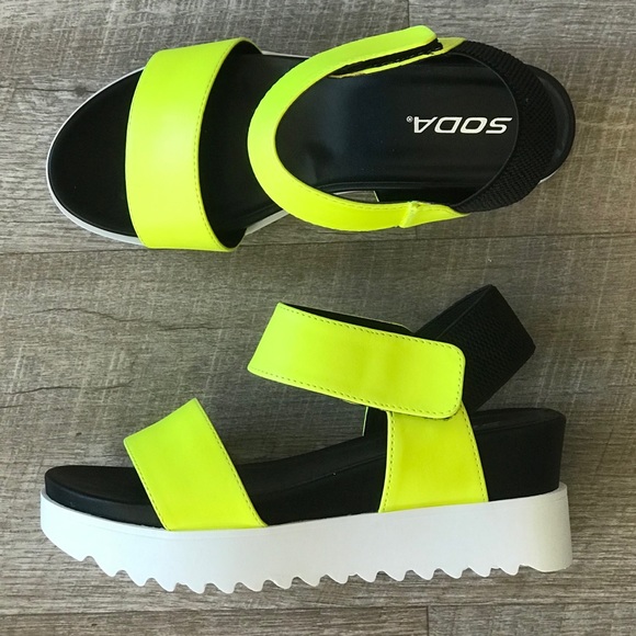 Neon Easy Strap Open Toe Lug Platform Sport Sandal - Picture 9 of 9